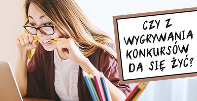 Kobieta przy komputerze