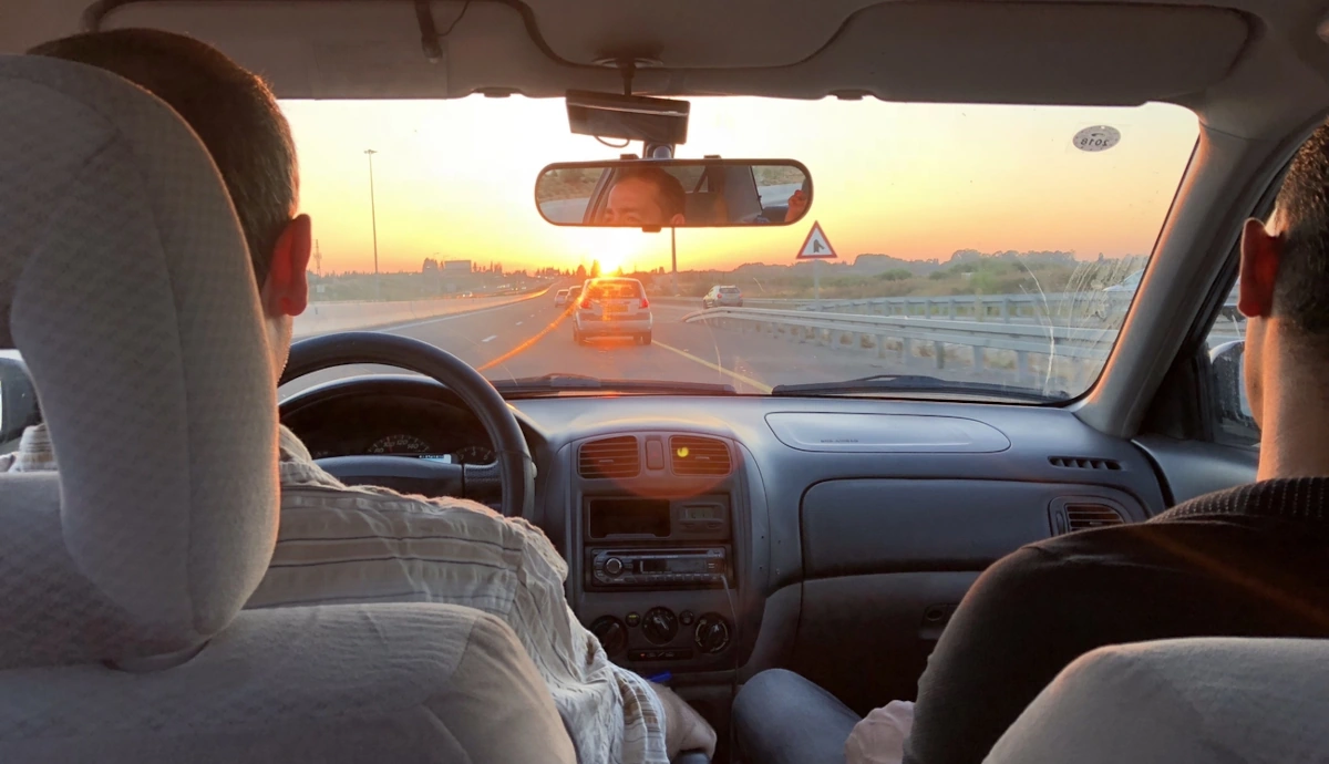 Jak nie zasnąć za kierownicą podczas jazdy baner